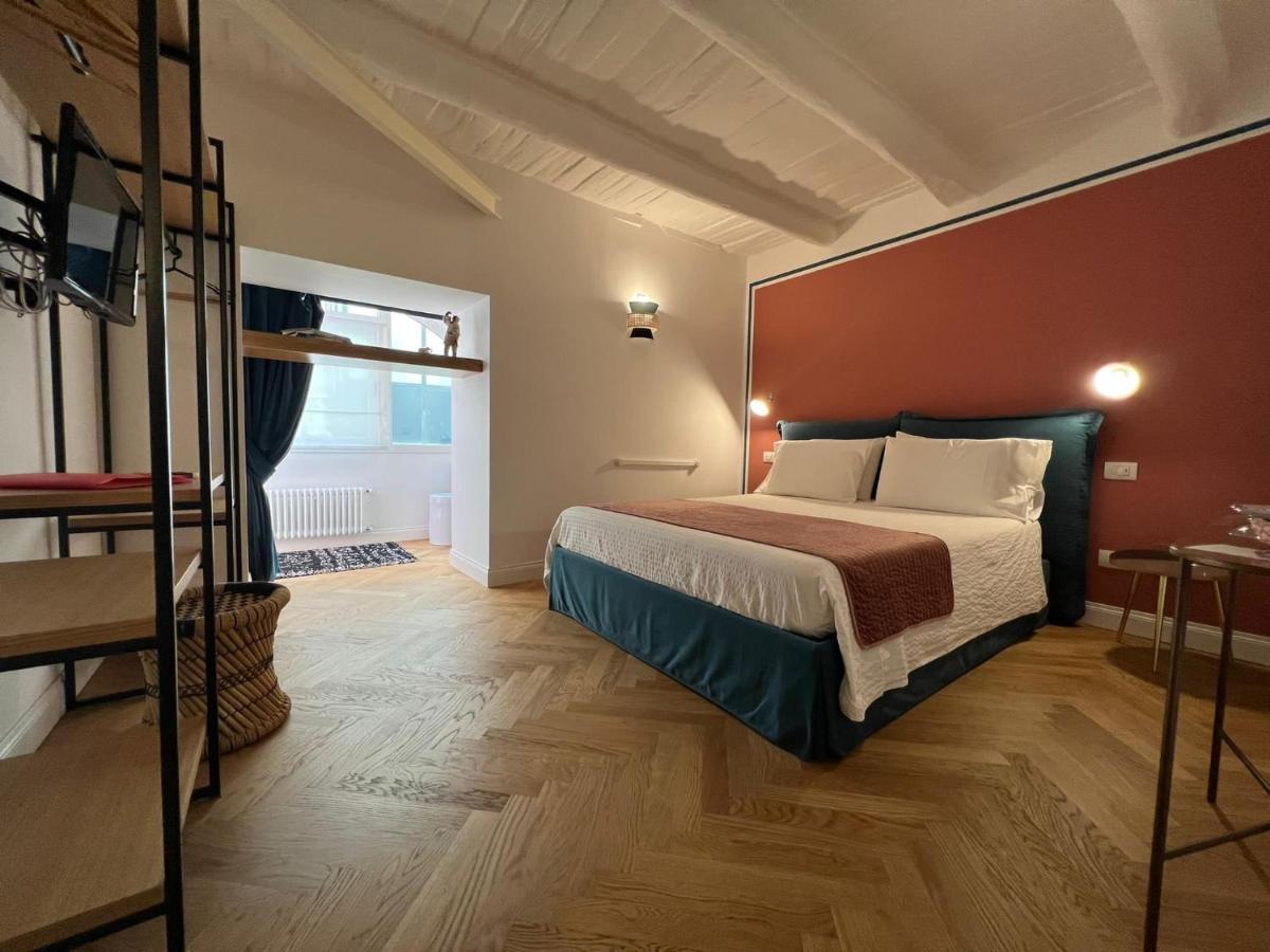 Ferrandina1 Guest House Napoli Bagian luar foto